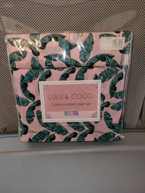 Lulu & Coco Pink Palm Printed 3-Piece Sheet Set New